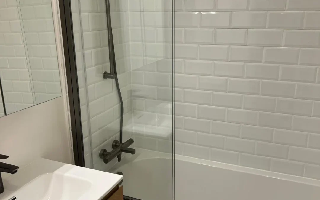 Rénovation d’une salle de bain à Jette avec conservation du sol